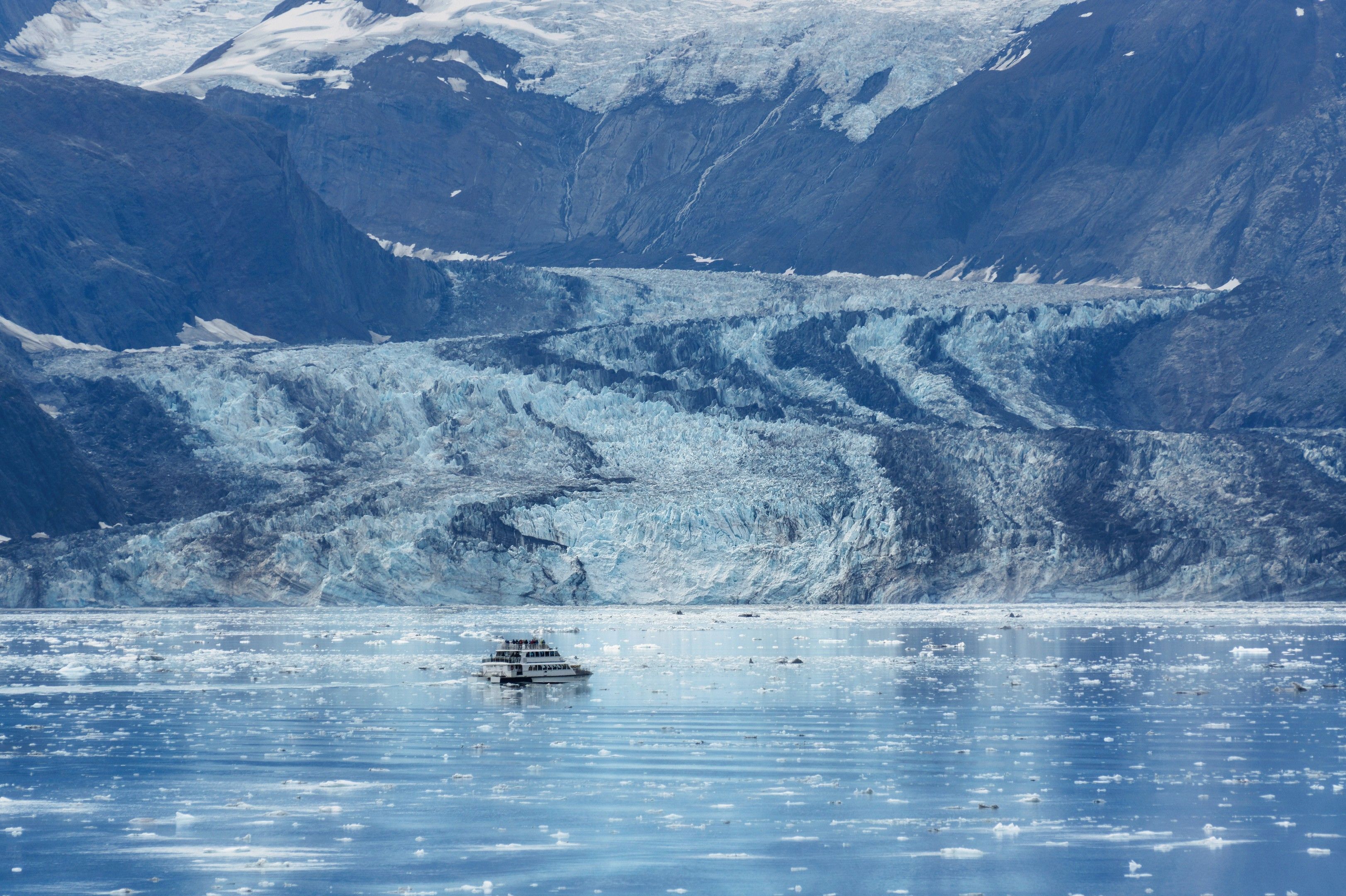 Portage Glacier Cruise